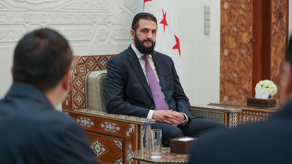 الرئيس السوري أحمد الشرع