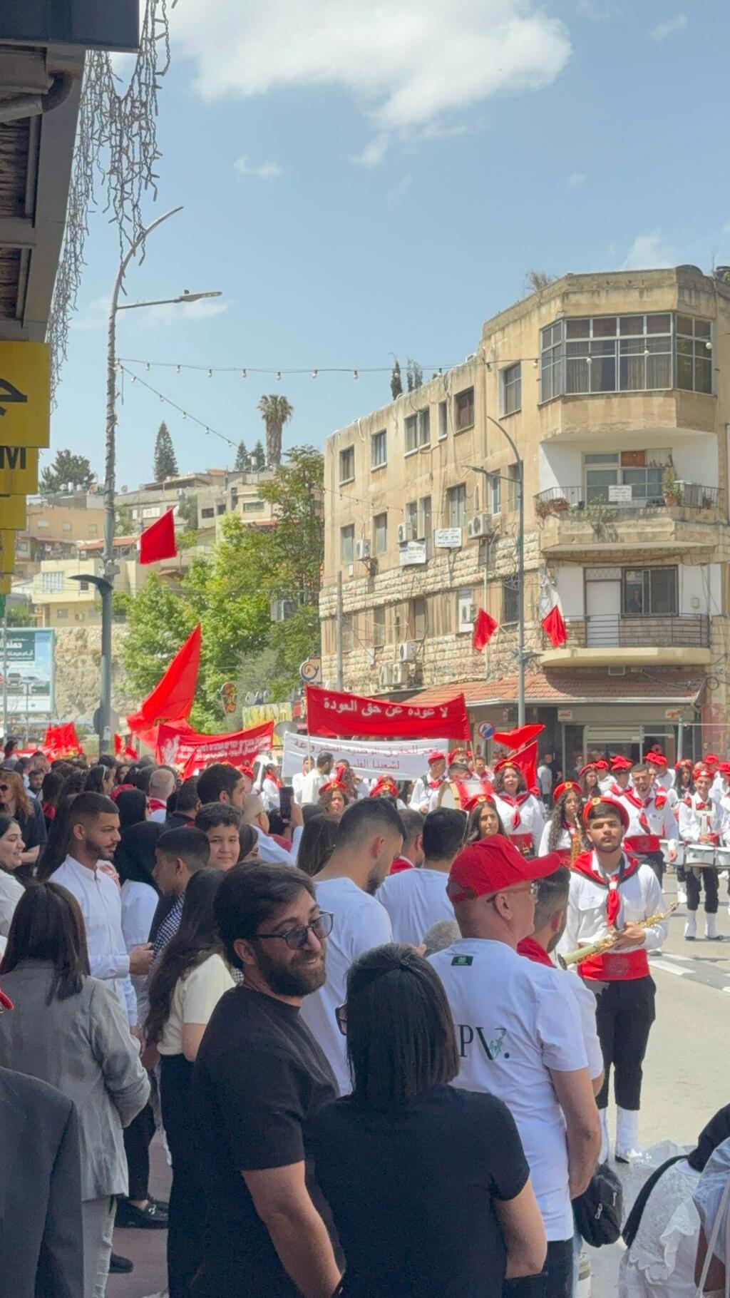 مشاركة واسعة في مسيرة الأول من أيار للحزب الشيوعي