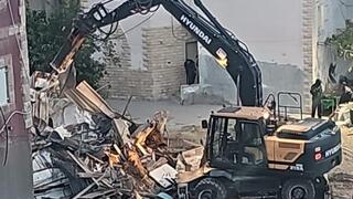 هدم جسر الزرقاء
