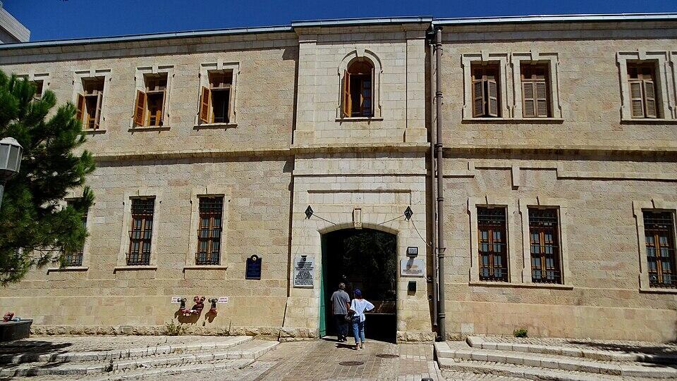 فندق "سيرجيه بالاس" في القدس