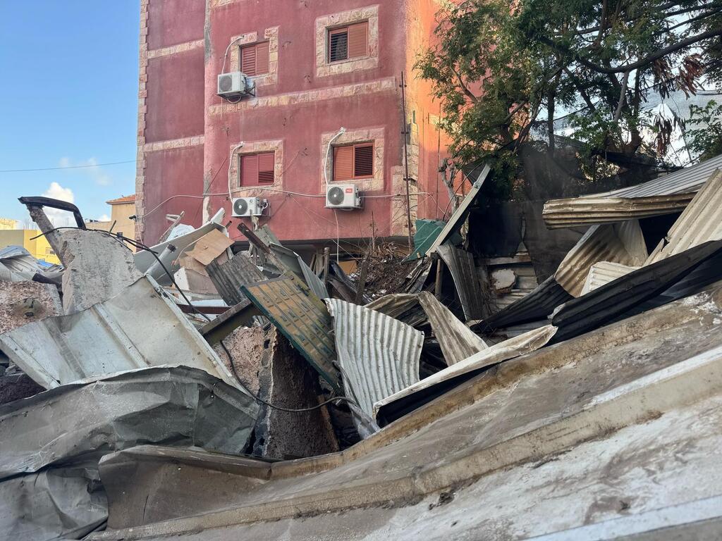 هدم جسر الزرقاء