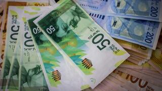 تحذيرات من رفع ضرائب جديدة