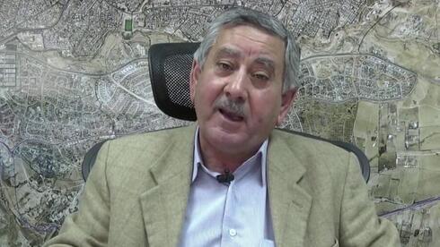 طلال القريناوي