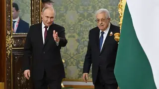 الرئيس الروسي فلاديمير بوتين والرئيس الفلسطيني محمود عباس