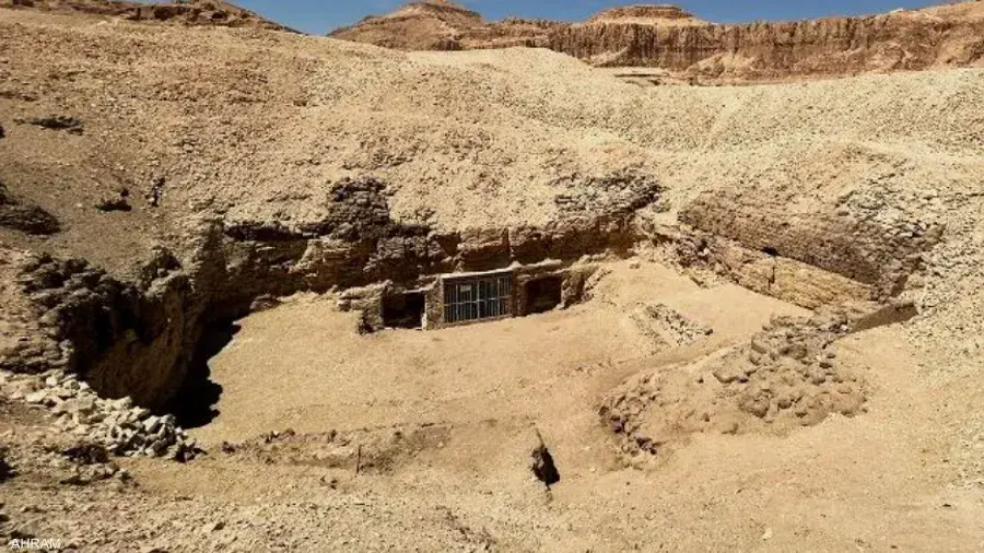 الكشف عن هوية صاحب مقبرة فرعونية بعد أكثر من 50 عامًا على اكتشافها ( (وفق البند 27 أ من قانون الحقوق الأدبية (2007))) الكشف عن هوية صاحب مقبرة فرعونية بعد أكثر من 50 عامًا على اكتشافها