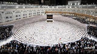 الكعبة المشرّفة الواقعة في مكة المكرمة