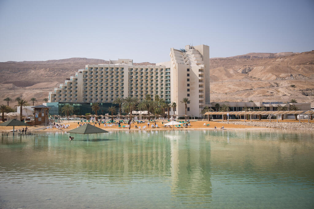 فنادق في البحر الميت