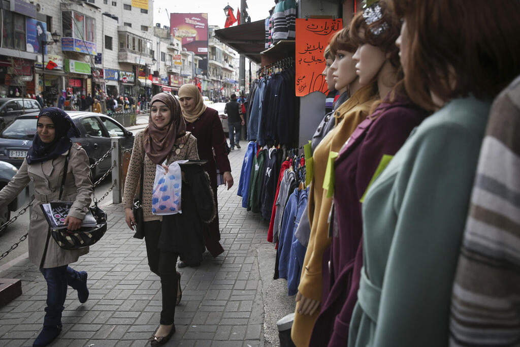 تداعيات سلبية على استقرار الاقتصاد الفلسطيني