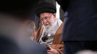 المرشد الأعلى علي خامنئي