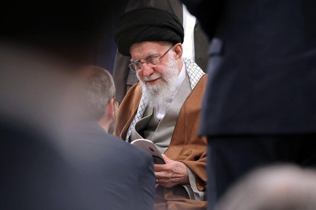 المرشد الأعلى علي خامنئي