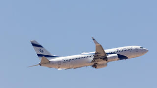 إقلاع طائرة من مطار بن غوريون ضمن رحلات الإجلاء الجوي