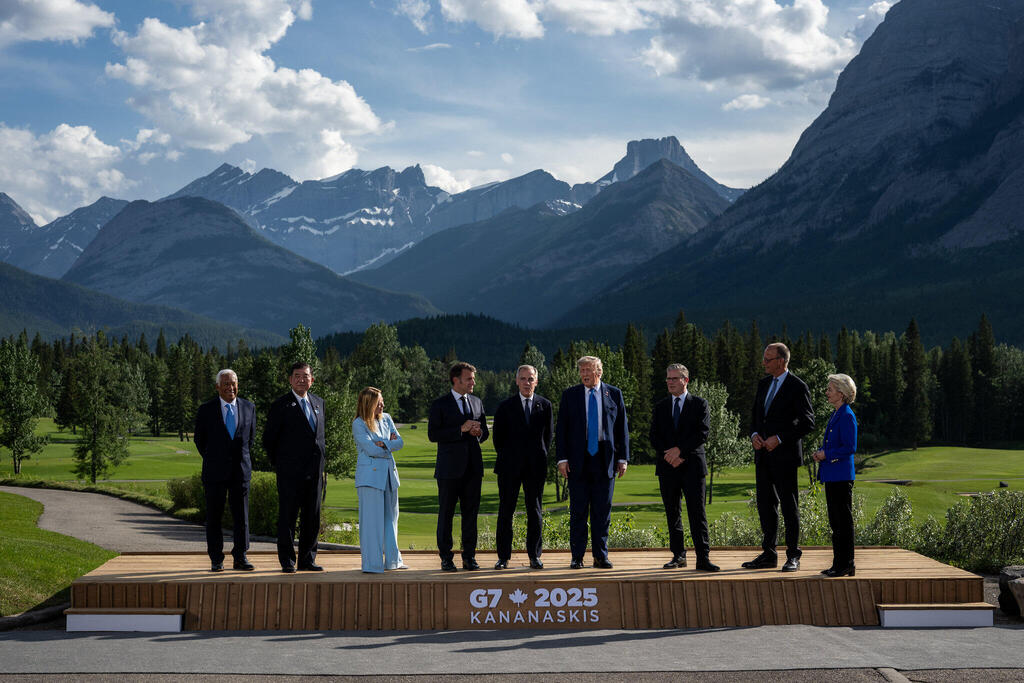 الرئيس الامريكي دونالد ترامب رفقة قادة اوروبيين (تصوير: البيت الأبيض) الرئيس الامريكي دونالد ترامب رفقة قادة اوروبيين