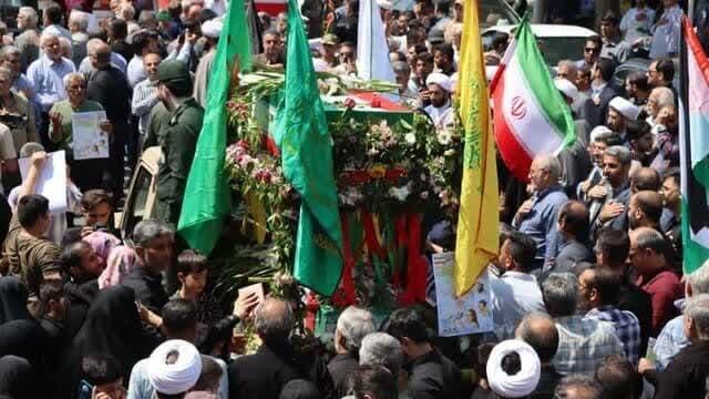 تشييع جثمان أحد قتلى الغارات الإسرائيلية في إيران