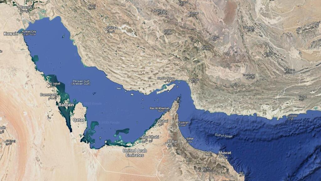 خارطة تظهر مضيق هرمز والدول المطلة عليه