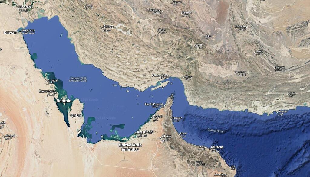 خارطة تظهر مضيق هرمز والدول المطلة عليه