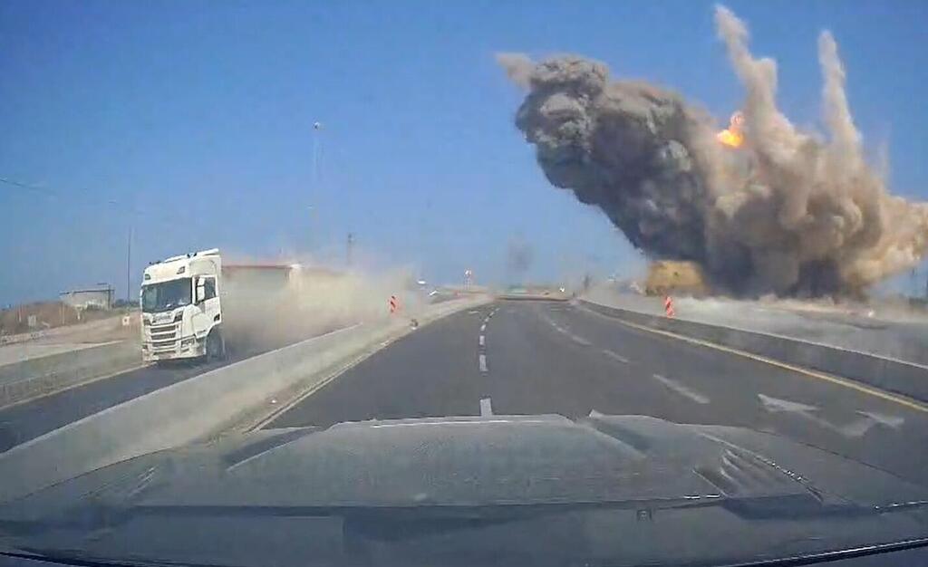 موجة صواريخ في الشمال والمركز والجنوب من إيران (وفق البند 27 أ من قانون الحقوق الأدبية (2007)) موجة صواريخ في الشمال والمركز والجنوب من إيران