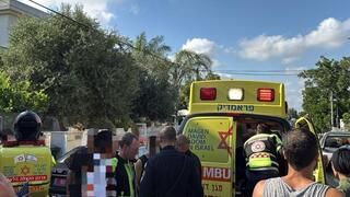 إنقاذ طفلين بعد بقائهما داخل سيارة مغلقة في إليخين