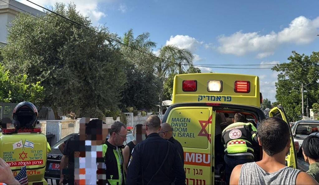 إنقاذ طفلين بعد بقائهما داخل سيارة مغلقة في إليخين