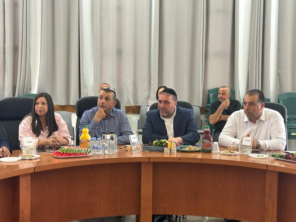 الوزير أربيل والشيخ طريف