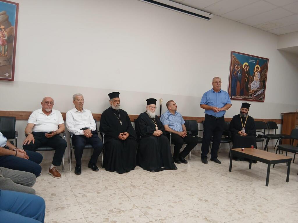 وفد من المتابعة يزور مجلس الطائفة الأرثوذكسية في الناصرة متضامنا