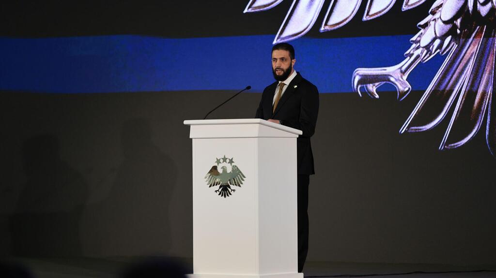 هوية بصرية جديدة لسوريا في احتفال رسمي ضخم بدمشق