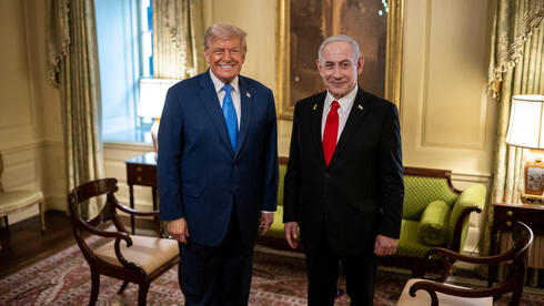 رئيس الوزراء بنيامين نتنياهو برفقة الرئيس الأمريكي دونالد ترامب