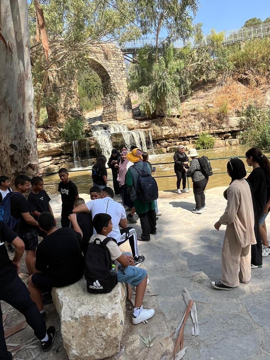 عبلين: انطلاق فعاليات "الوقاية الصيفية" برحلات ميدانية وتحديات شبابية