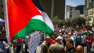 الفلسطينيون يحيون "اليوم الوطني والعالمي لنصرة غزة والأسرى" في مدن الضفة