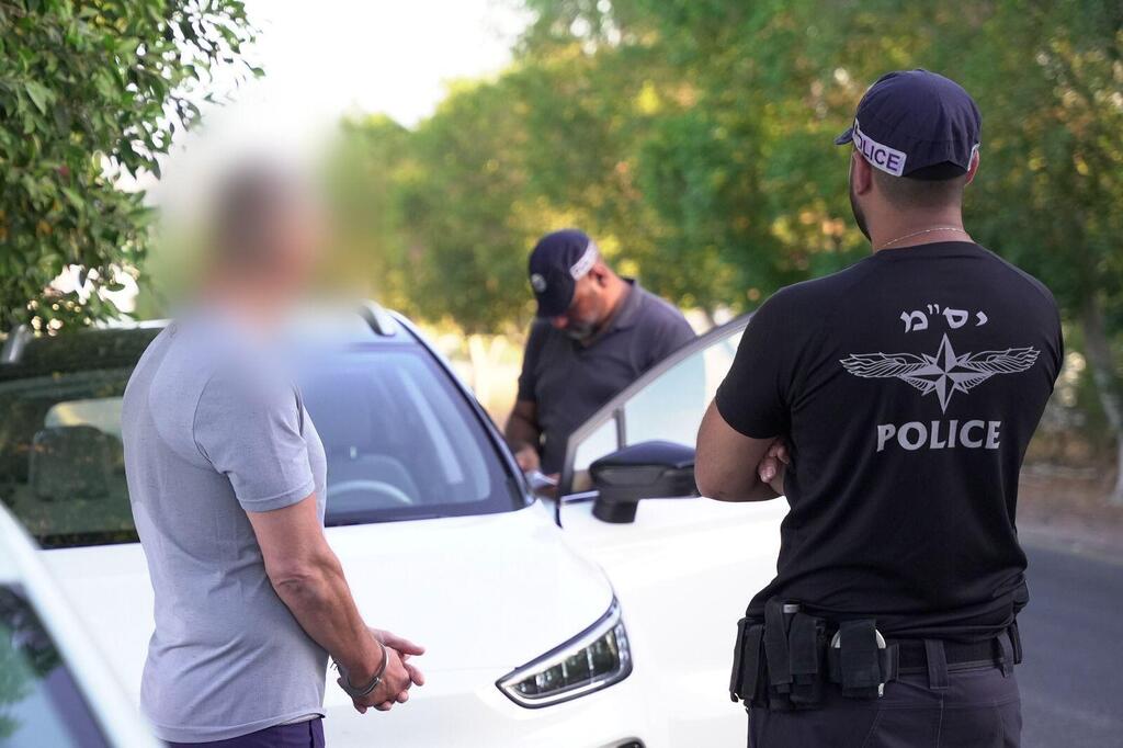اعتقال بشبهة قروض وهمية