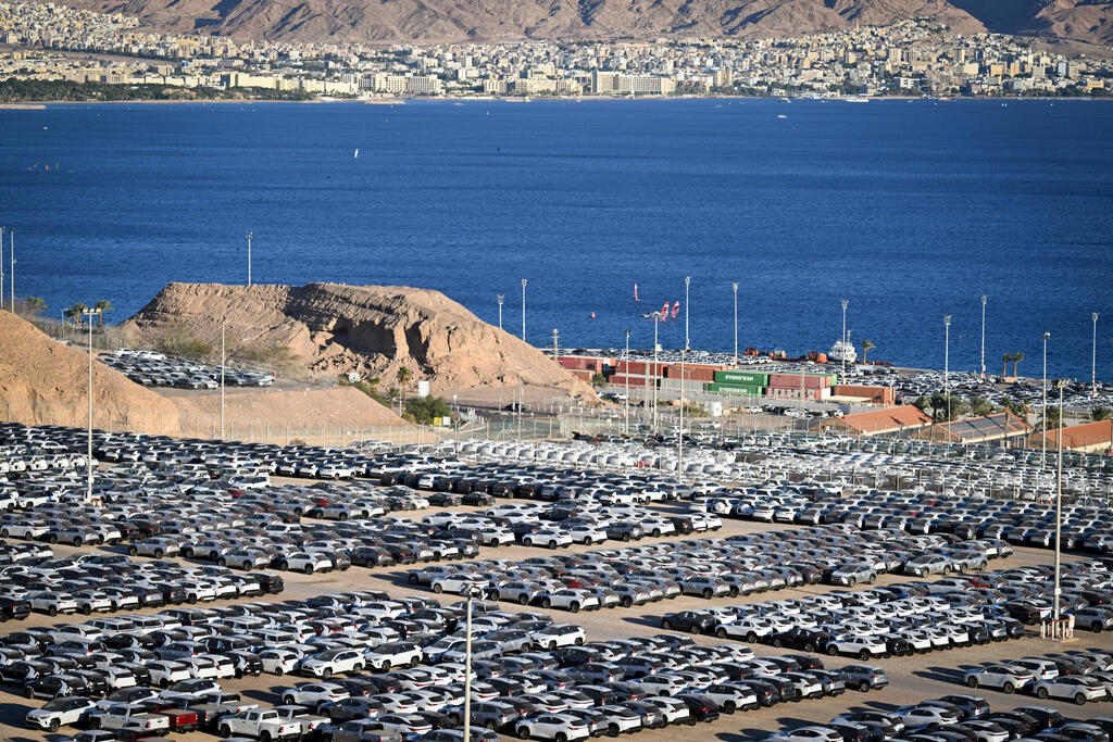 استيراد سيارات - صورة عامة