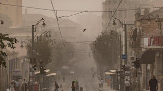 نسبة تلوث عالية مع درجات حرارة غير مسبوقة تشهدها البلاد بفعل حالة الطقس