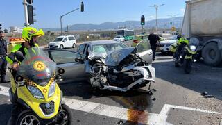 حيفا: إصابة فتى (14 عامًا) بجراح خطيرة في حادث طرق ونقله لرمبام