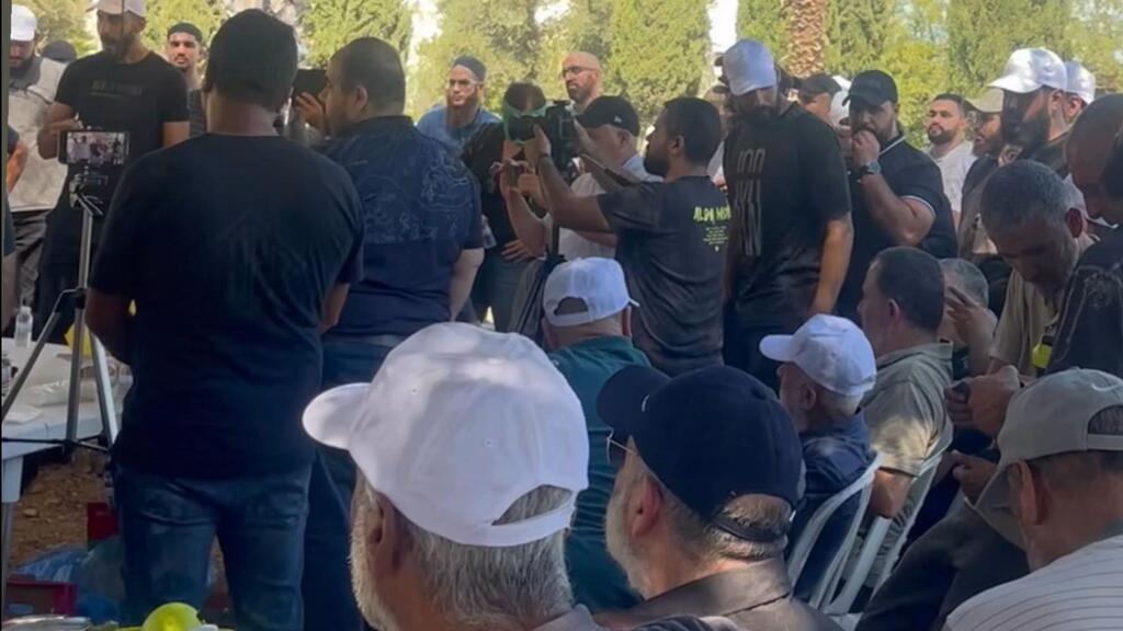 اعمال ترميم في مقبرة القسام في حيفا