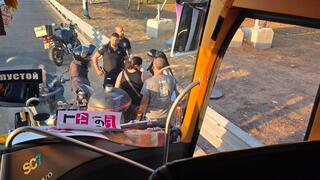 اعتقال الناشطة شيخة بكري خلال عودتها من مظاهرة المتابعة بتل أبيب