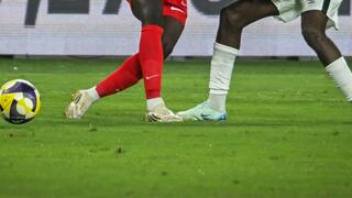 لاعب كرة قدم مشتبه بالاغتصاب