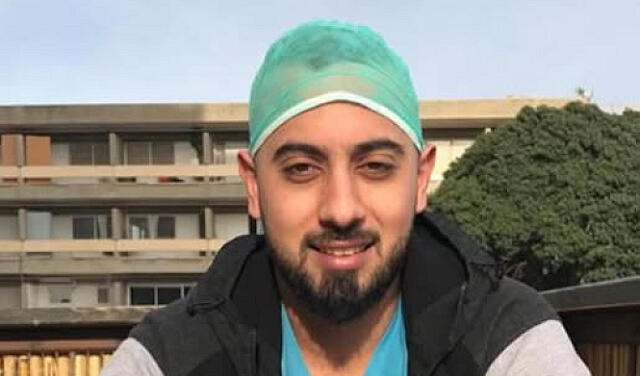 نحف: مجهولون يطرقون باب الممرض يزن قادري ويردونه قتيلا رميا بالرصاص (بموجب بند 27 أ لقانون الحقوق الأدبية عام 2007) نحف: مجهولون يطرقون باب الممرض يزن قادري ويردونه قتيلا رميا بالرصاص
