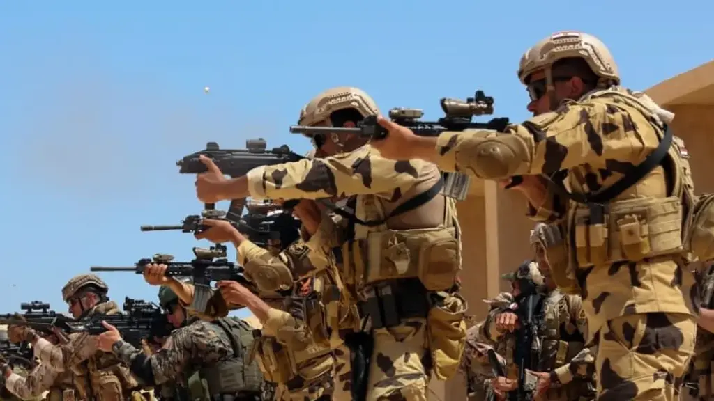 جنود  خلال مناورة مشتركة بين مصر والولايات المتحدة