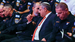 بن غفير والمفوض العام للشرطة داني ليفي