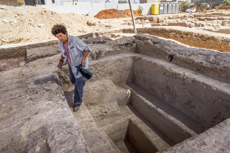 اكتشاف قصر زراعي فاخر شمالي كفر قاسم يعود إلى 1600 عام
