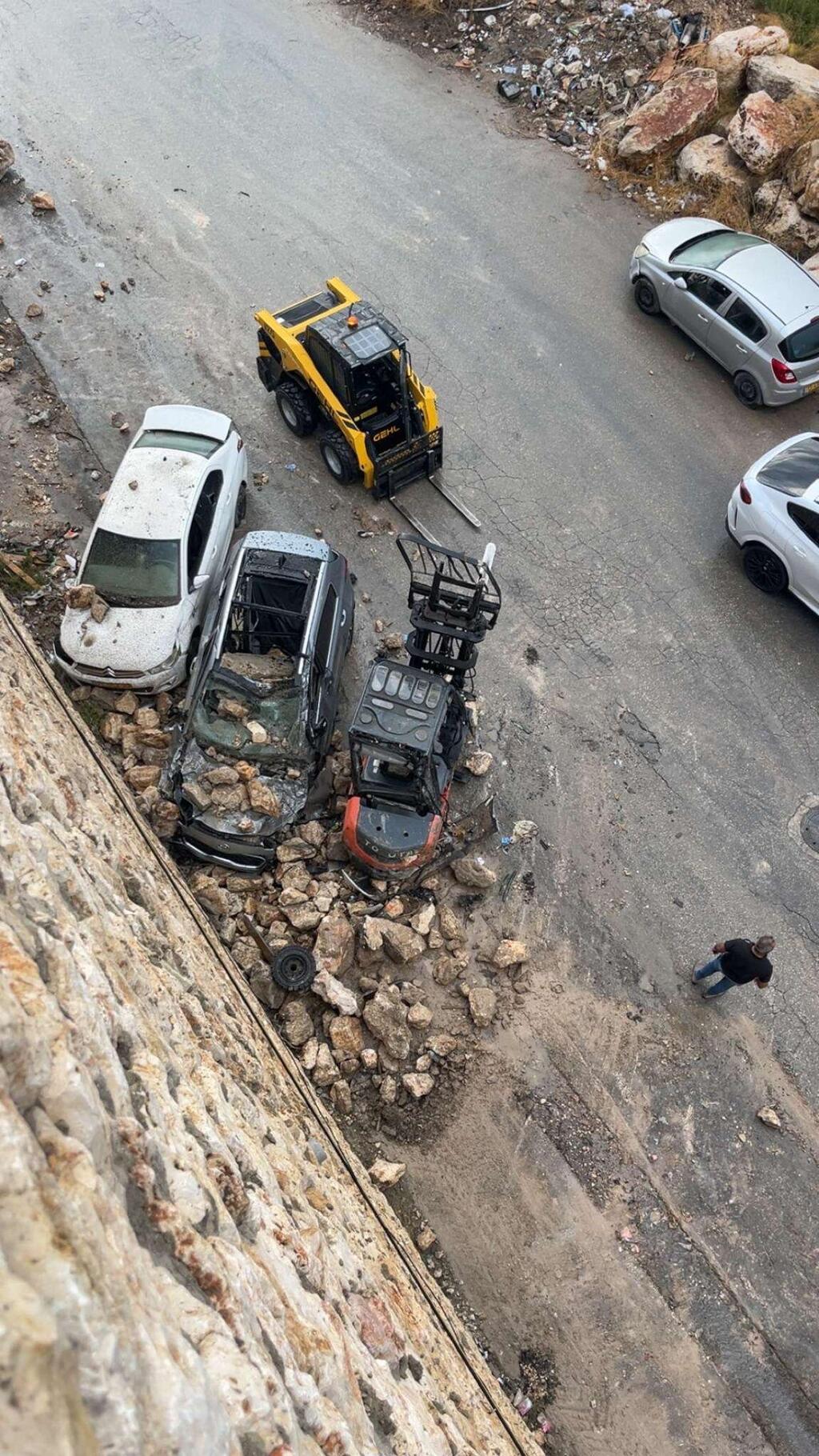 سقوط عامل في دير الأسد