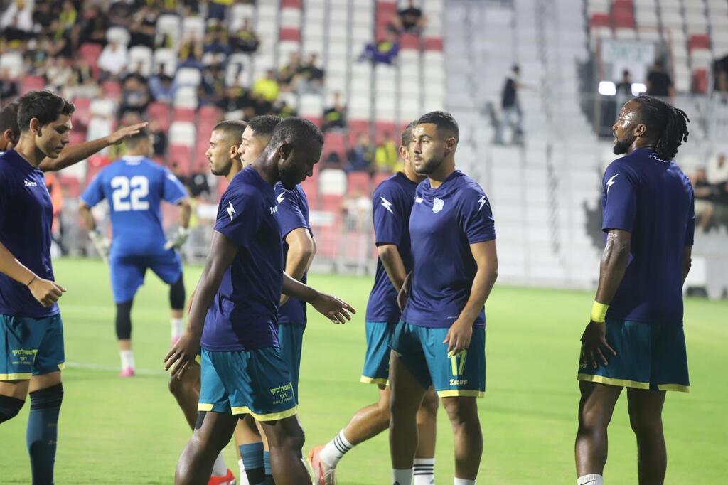 مباراة أبناء الرينة وبيتار القدس (بعدسة راديو الناس) مباراة أبناء الرينة وبيتار القدس