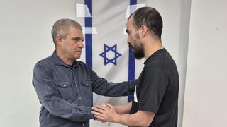 هيرش يستقبل سلامة