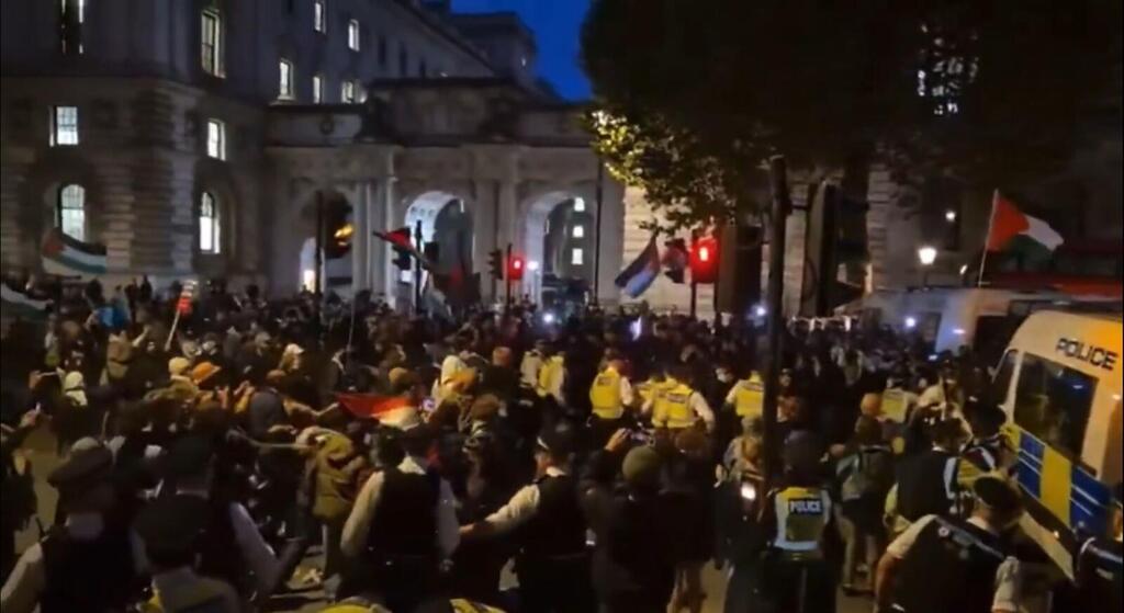 مظاهرات في بريطانية ضد اعتقال ناشطي أسطول الحرية