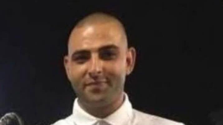 صرع الشاب حامد عبد الله صرصور من كفر قاسم  (تُستخدم هذه الصورة بموجب البند 27 أ من قانون الحقوق الأدبية (2007))  صرع الشاب حامد عبد الله صرصور من كفر قاسم