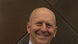 الرئيس التنفيذي لمجموعة "غولدمان ساكس" ديفيد سولومون  (ويكبيديا)  الرئيس التنفيذي لمجموعة "غولدمان ساكس" ديفيد سولومون