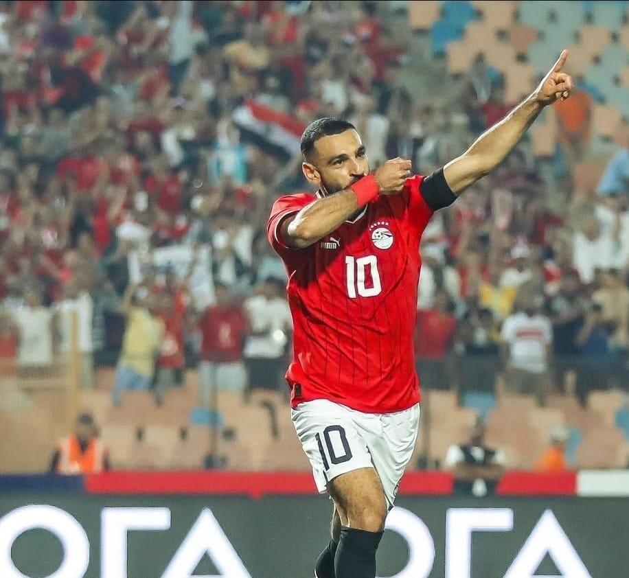 محمد صلاح بقميص المنتخب المصري (الصفحة الرسمية لمحمد صلاح) محمد صلاح بقميص المنتخب المصري