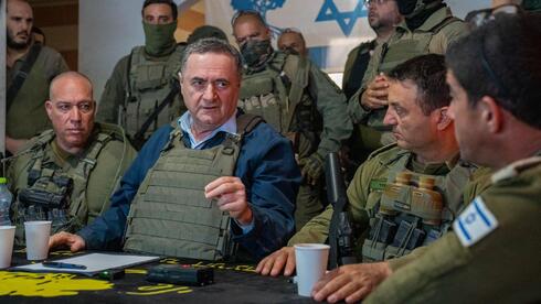 وزير الأمن الإسرائيلي يسرائيل كاتس في غزة  