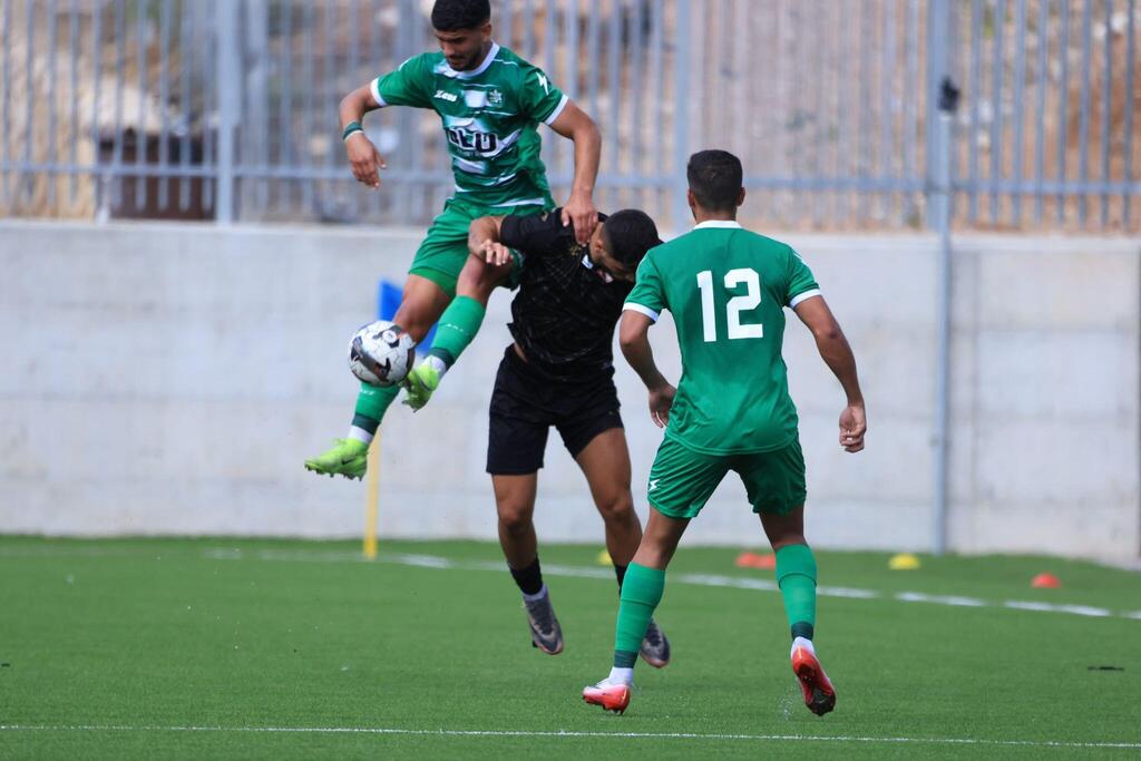 إخاء الناصرة تكتسح مجدال هعيمق برباعية وتعتلي القمة