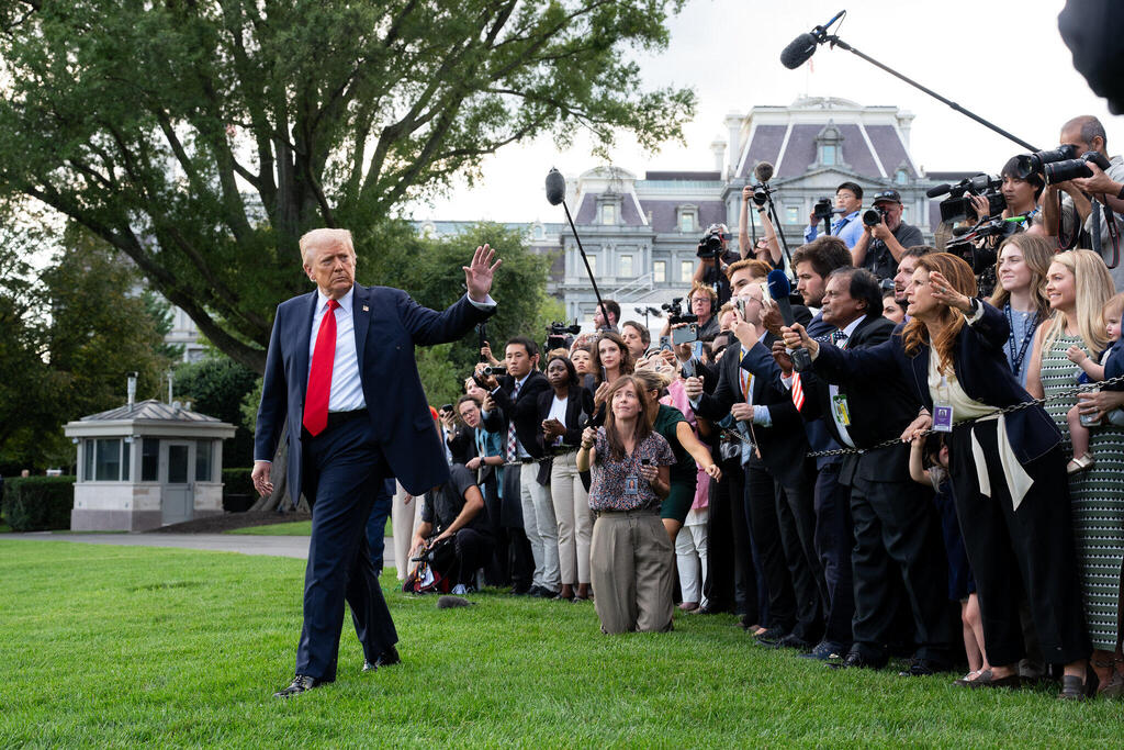 الرئيس الامريكي دونالد ترامب