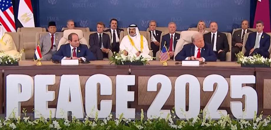ترامب والسيسي يوقعان على وثيقة شاملة بشأن الاتفاق بين إسرائيل وحماس